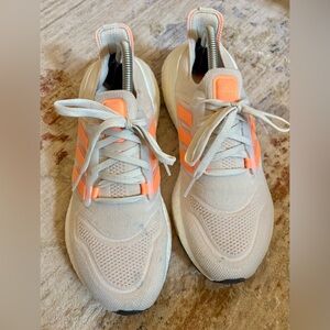Women’s Adidas UltraBoost